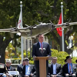 Mitt Romney Reveals How Much Money He Made in 2011 | Celebrity Net Worth