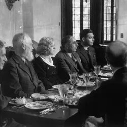 How The Hearst Family Became One Of The Wealthiest Families On The