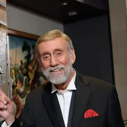 The Astounding Truth About Roger Reavess Net Worth - giv2hb0