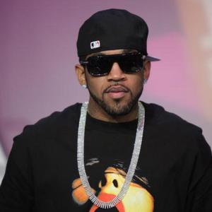 Il 42-anni 188 cm alto Lloyd Banks nel 2024