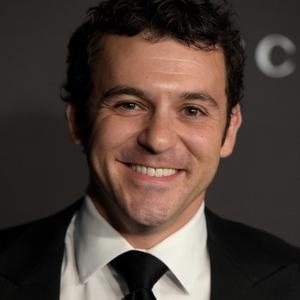 Next photo of Fred Savage