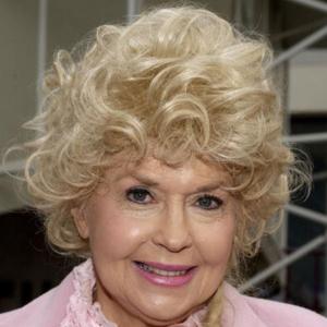 Donna Douglas Net Worth