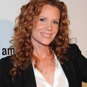 Robyn Lively Net Worth