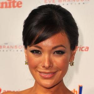 Lindsay Price Net Worth