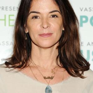 Annabella Sciorra Net Worth