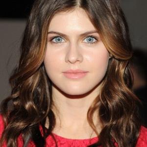 Alexandra Daddario Net Worth