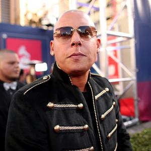 Cosculluela Net Worth | Celebrity Net Worth