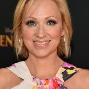 Leigh-Allyn Baker Net Worth