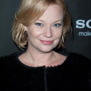 Samantha Mathis Net Worth