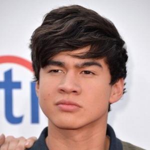 Calum Hood Net Worth