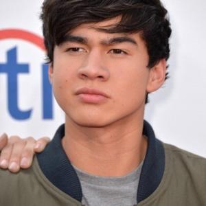 Calum Hood Net Worth