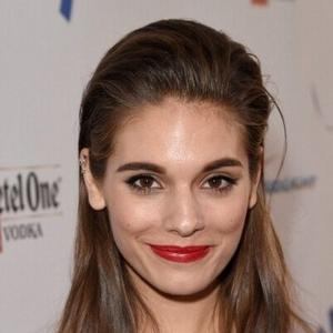 Caitlin Stasey Net Worth