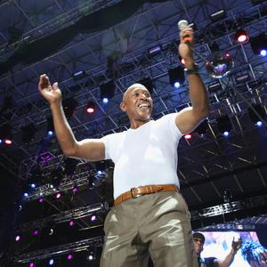 Jeffrey Osborne Net Worth | Celebrity Net Worth