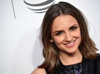 Daniel Gillies Net Worth | Celebrity Net Worth