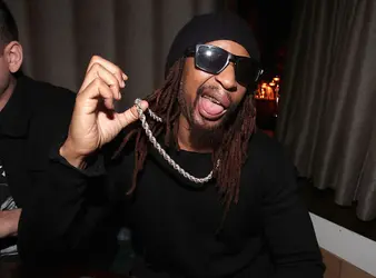 How Much do Rappers Make Per Concert? | Celebrity Net Worth