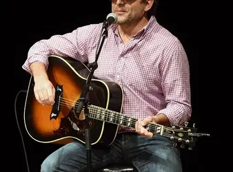 Thomas Rhett Net Worth | Celebrity Net Worth