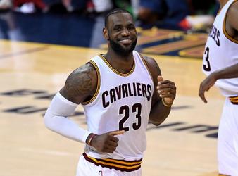 Whicker: LeBron James' friends and schoolmates tried to keep it real for  the imminent King – Orange County Register