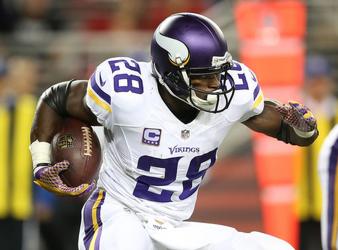 Adrian Peterson Signs Contract Extension Worth $100 Million