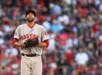 Sandoval benched by Red Sox, who give Shaw third-base job