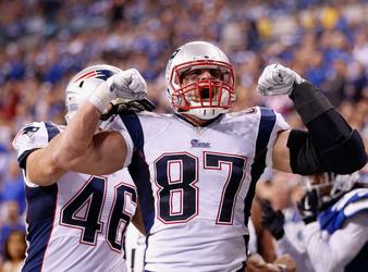 Patriots' Gronk saves salary, lives off endorsements 