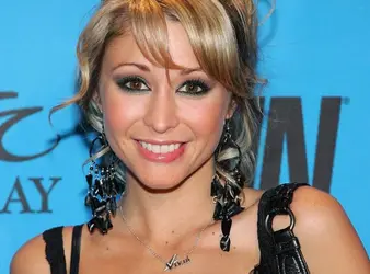 Monique Louis-Dreyfus Net Worth | Celebrity Net Worth