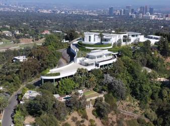 $250 Million: Mohamed Hadid Seeks Record Price For L.A.'s Largest Permitted  Compound