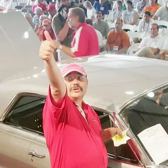 Dana Mecum Net Worth | Celebrity Net Worth