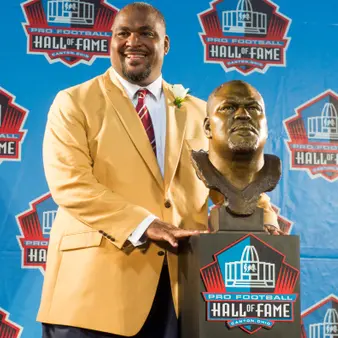 Walter Ray Williams, Jr. Net Worth | Celebrity Net Worth