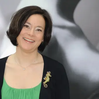 Jennifer Tilly Net Worth | Celebrity Net Worth