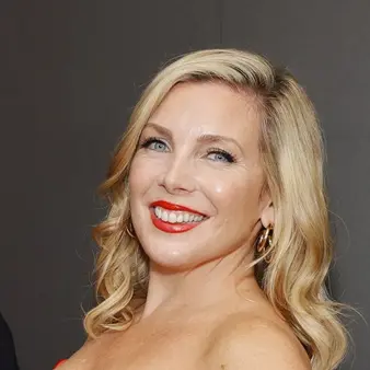 June Diane Raphael Net Worth | Celebrity Net Worth