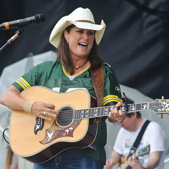 Terri Clark Net Worth