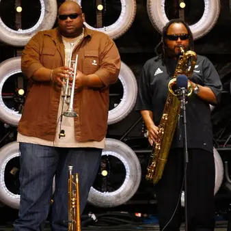 LeRoi Moore Net Worth | Celebrity Net Worth