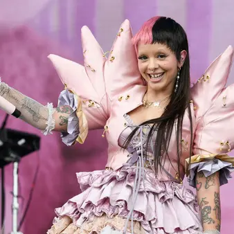 Melanie Martinez Net Worth | Celebrity Net Worth