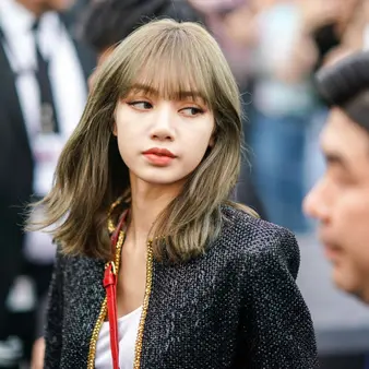 Lalisa Manoban Net Worth | Celebrity Net Worth