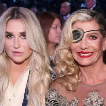 Kesha Net Worth | Celebrity Net Worth