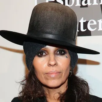 Sara Gilbert Net Worth | Celebrity Net Worth