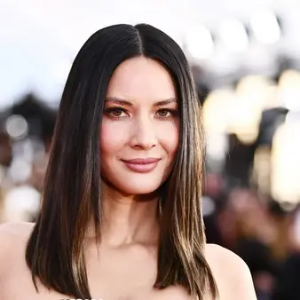 Olivia Munn Net Worth | Celebrity Net Worth
