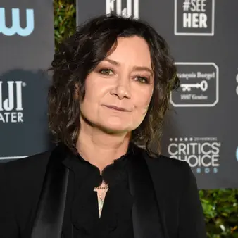 Sara Gilbert Net Worth | Celebrity Net Worth