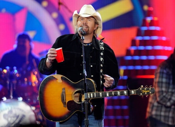 Toby Keith's Net Worth - Singer Reveals About His Stomach Cancer