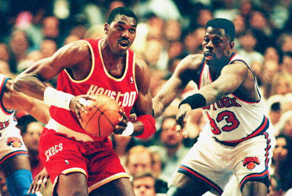 Why did Hakeem Olajuwon retire with Toronto Raptors? Looking