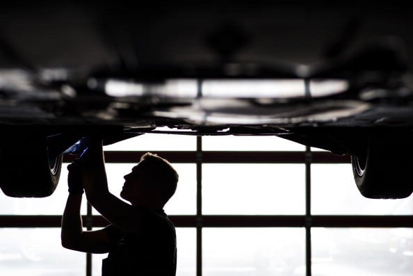 How much does a mechanic make?