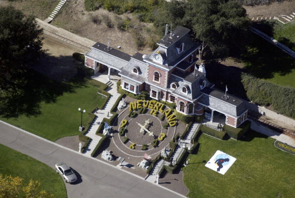Where did Michael Jackson lived?