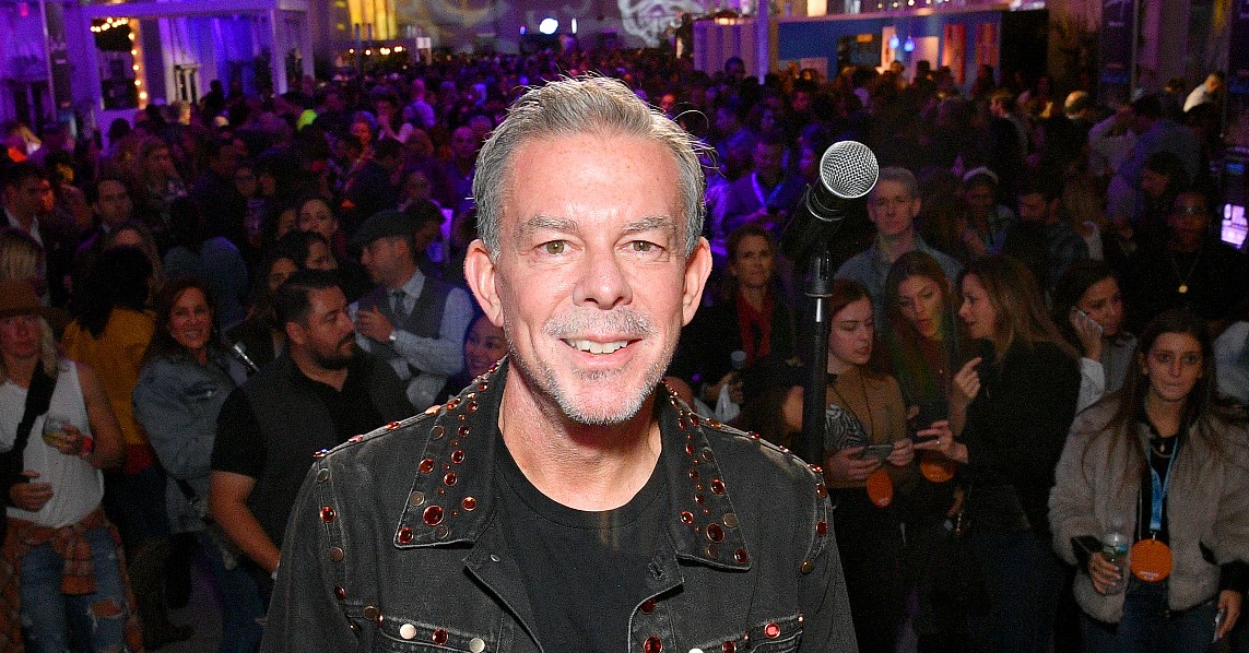Inside Elvis Duran's Fortune: Elvis Duran's Total Wealth in Net Worth 2026: Career Earnings & Assets