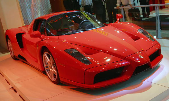 Rich Jerk Abandoned A 1 6 Million Ferrari Enzo In Dubai Celebrity Net Worth