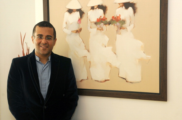 Chetan Bhagat Net Worth | Celebrity Net Worth