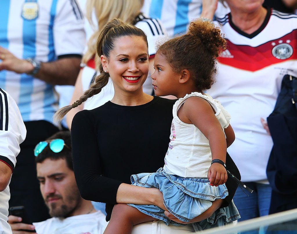 Mandy Capristo - Mesut's girlfriend