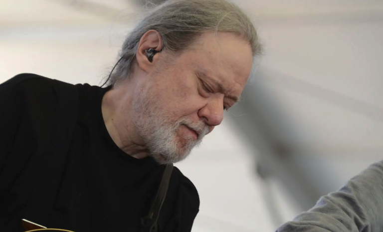 Latest Update: Tommy Ramone's Assets & Salary & Career Highlights Net Worth 2026: Career Earnings & Assets