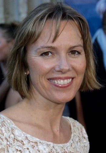 Inside Lucinda Jenney's Fortune: Lucinda Jenney  in Net Worth 2026: Career Earnings & Assets