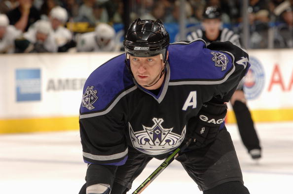 Rob Blake's No. 4 jersey retired by Kings