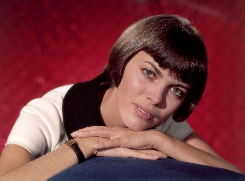 Latest Update: Mireille Mathieu  - Is the Star a Billionaire? Net Worth 2026: Career Earnings & Assets